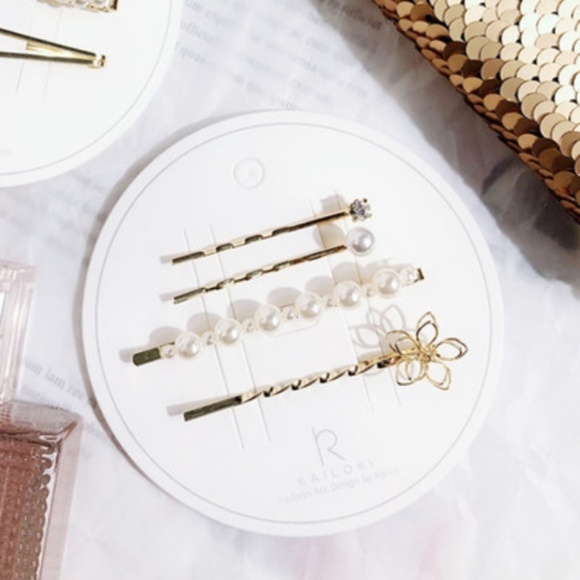 NWT Flower Pearl Gold Hair Clips Set - Floral Spring Summer Bridal Hair Barrette - Picture 2 of 4